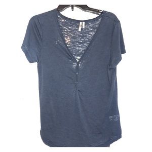 Navy blue top from buckle